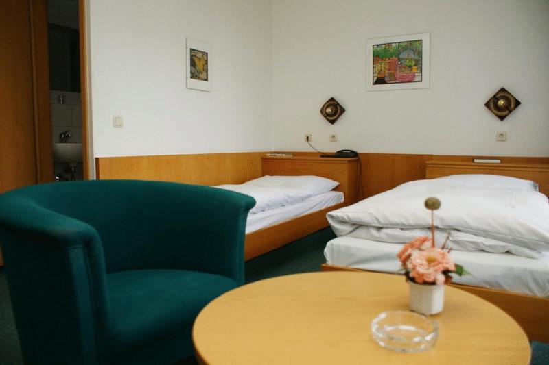 Hotel Koch Maingau Obertshausen Ruang foto